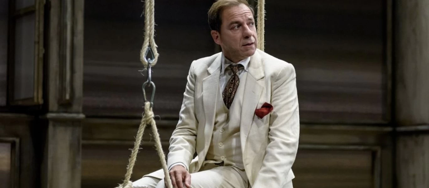 Χορευτής παράστασης «Billy Elliot»: «Ο Δ.Λιγνάδης χρησιμοποιούσε βωμολοχίες μπροστά σε πάρα πολλά παιδιά» (βίντεο)